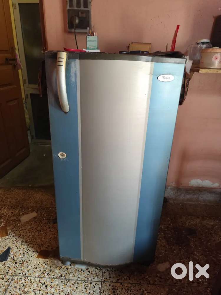 Whirlpool Single Door Refrigerator: Good condition