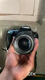 CANON 1500D