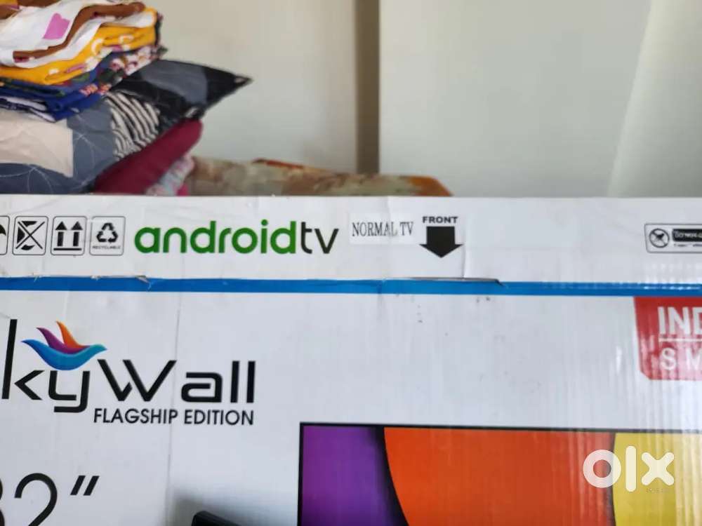Sky wall 32 inch tv