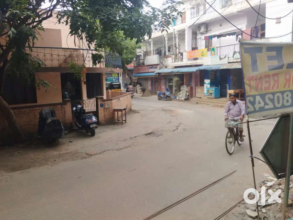 Need male for Part Time job ( 4 pm to 9.30 pm) - Garments