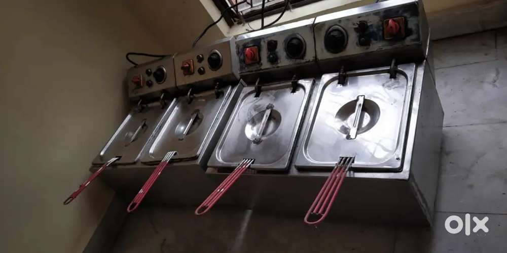 Deep fat fryers