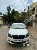 Skoda Rapid 2013-2016 1.5 TDI AT Ambition With Alloy Wheel, 2015, Di..