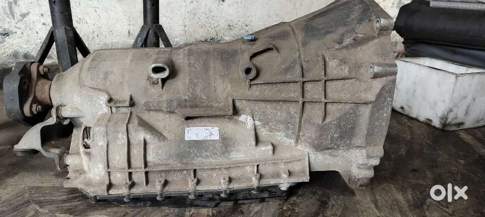 BMW X1 GEAR BOX and ALTERNATOR