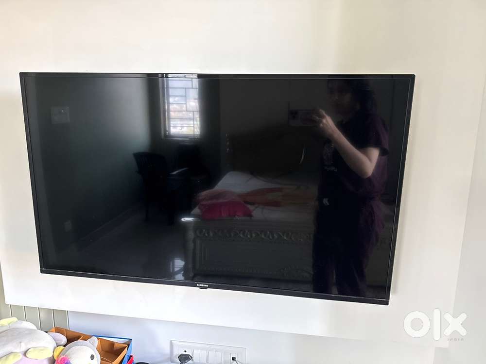 Samsung 43 inch led smart TV