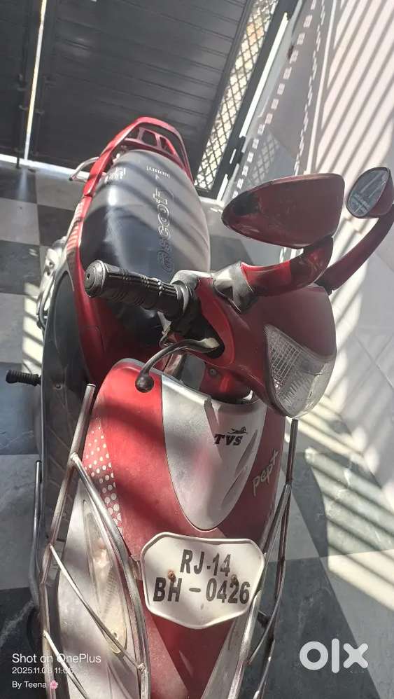 Pept Red Scooty
