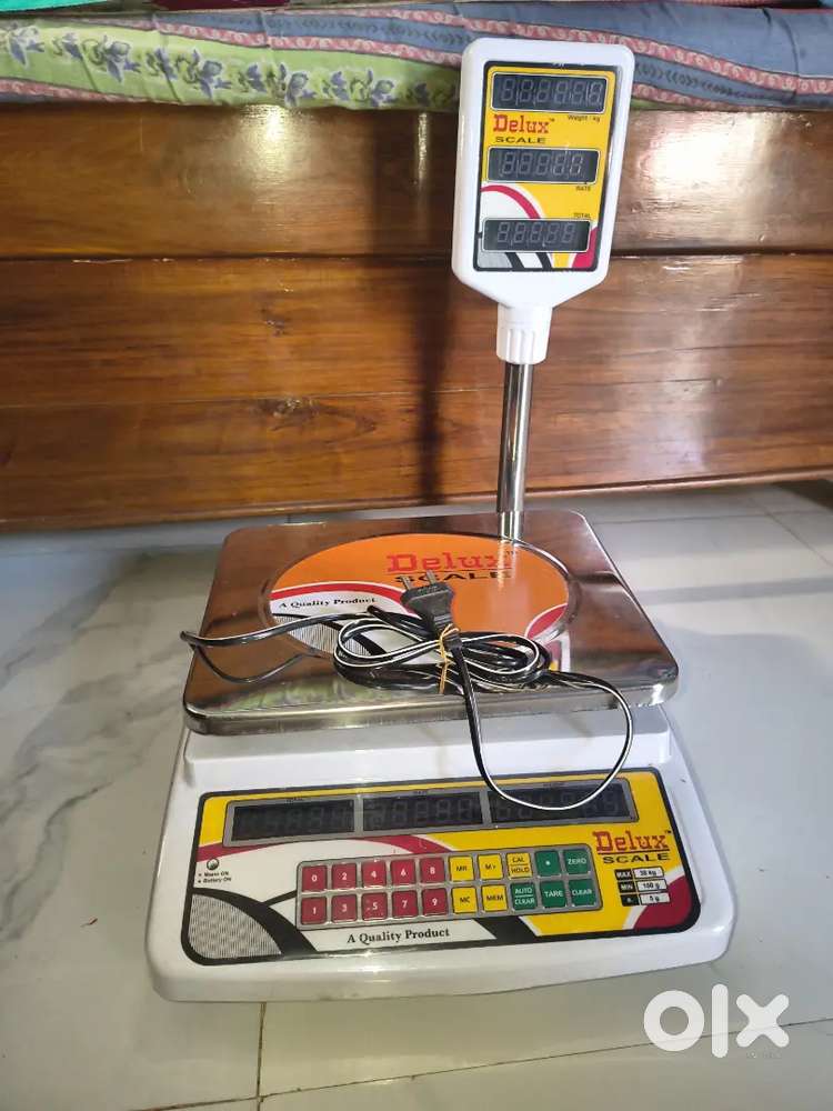 electronic weighing scale/ Digital weight machine.