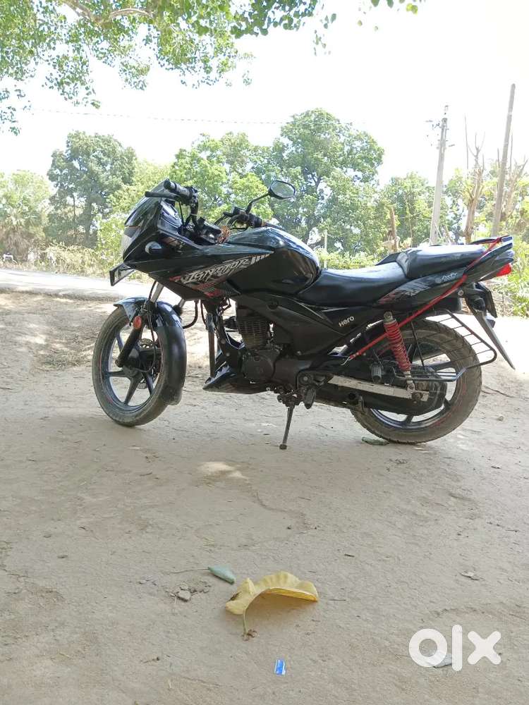 Hero ignitor 2016 model with petrol plus LpG dono pe