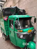 3 wheeler loading (तोता)