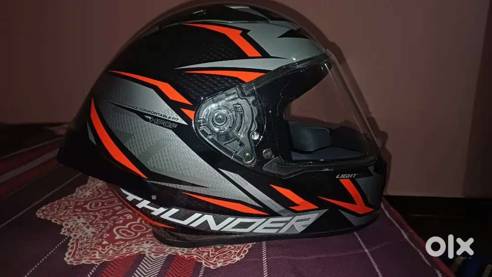 The New Helmet Studds (Thunder) Size L