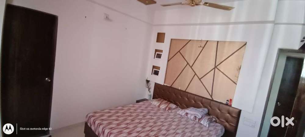 For Sell 3BHK Semi Furnished Flat, Gota