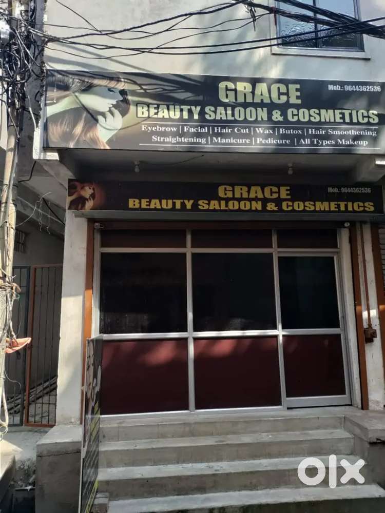 Best location Ram Sagar para 12/15 office & Godown rent per dena hai