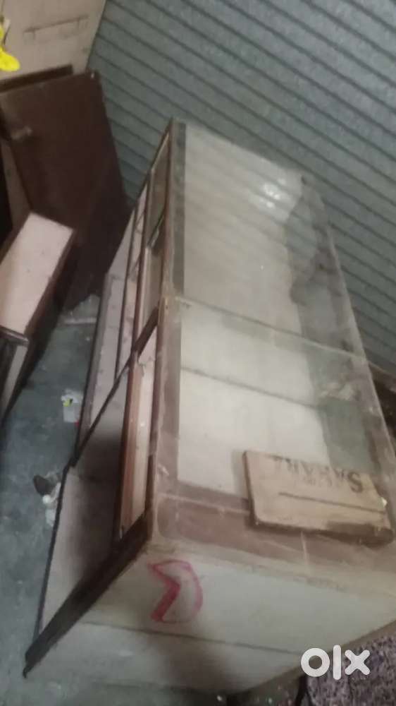 Counter Table and Wall Counter