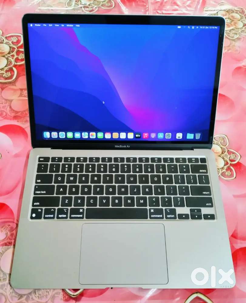 Apple MacBook Air (M1, 2021) – 8-core CPU, 7-core GPU, 256GB SSD