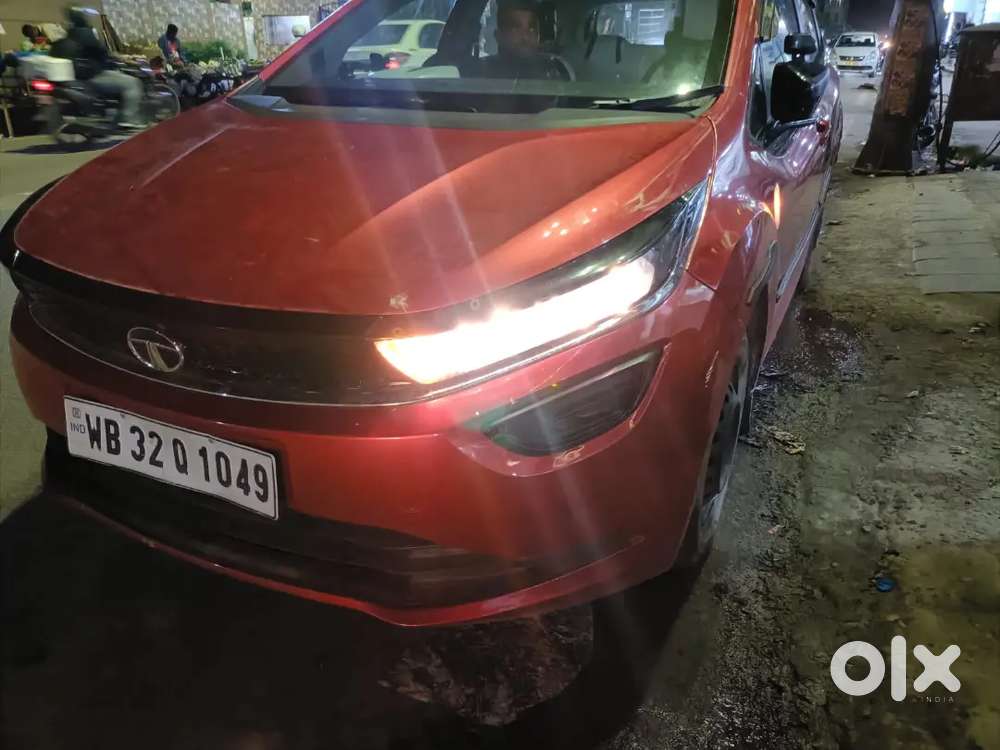 Tata Altroz 2021 Petrol 10500 Km Driven