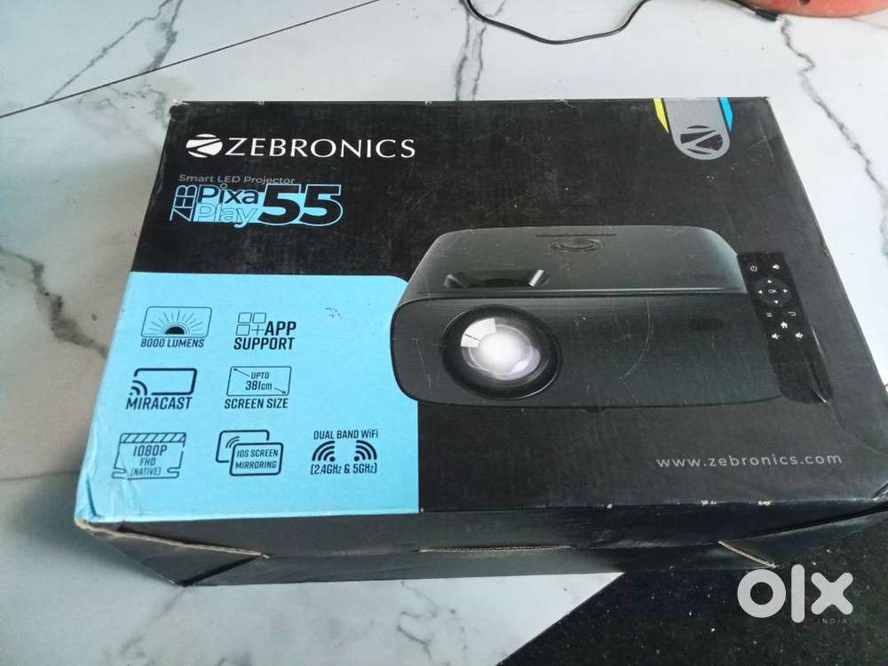 Projector, Zebronics,pixaplay55,8000lumens
