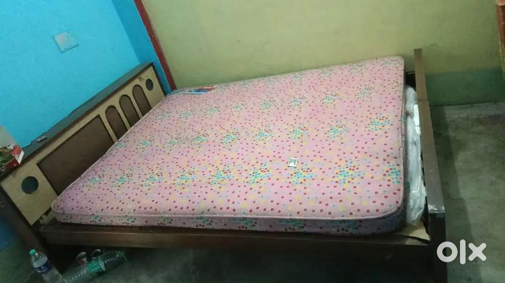 1 sofa 3 set 1 almira 1 Bed