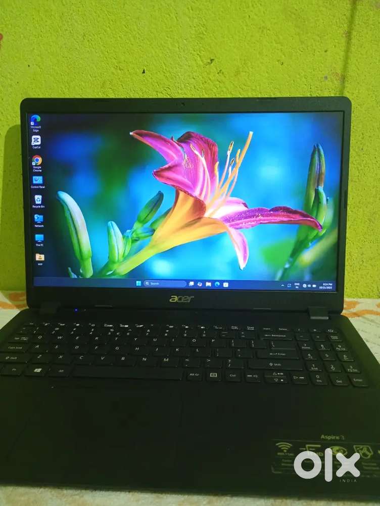 Acer aspire 3 condition like new