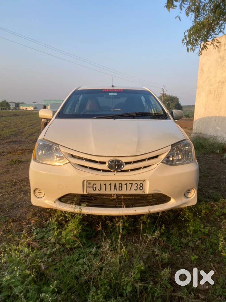 Toyota Etios Liva 2012 CNG & Hybrids Well Maintained