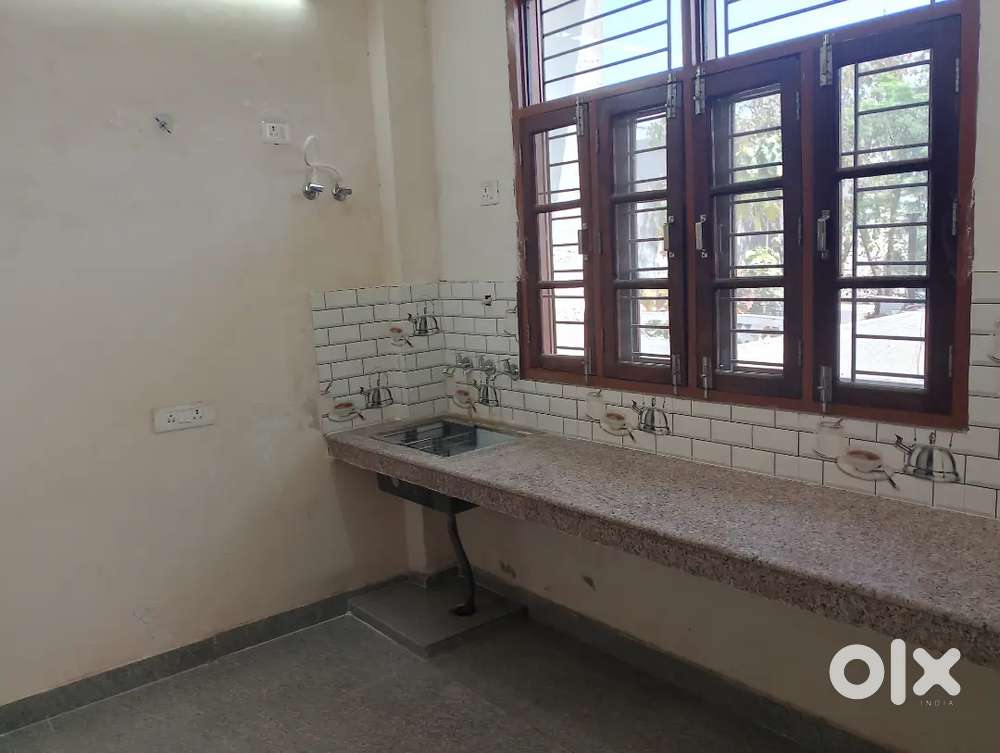 2bhk independent flat ground floor