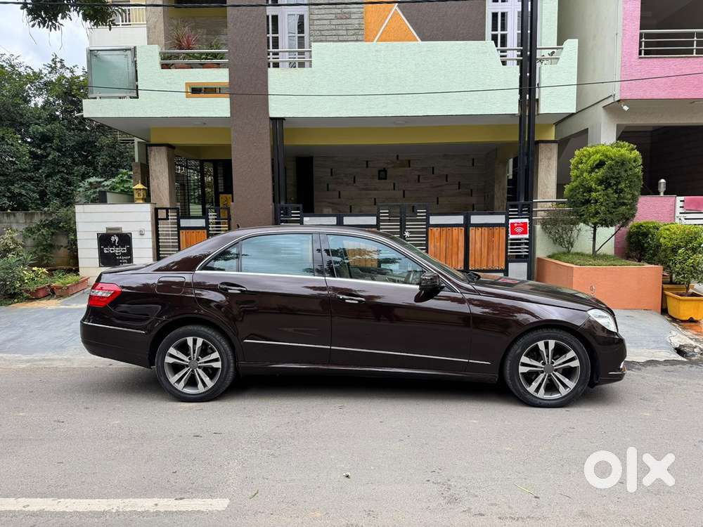 Mercedes-Benz E-Class 2010 Petrol Well Maintained