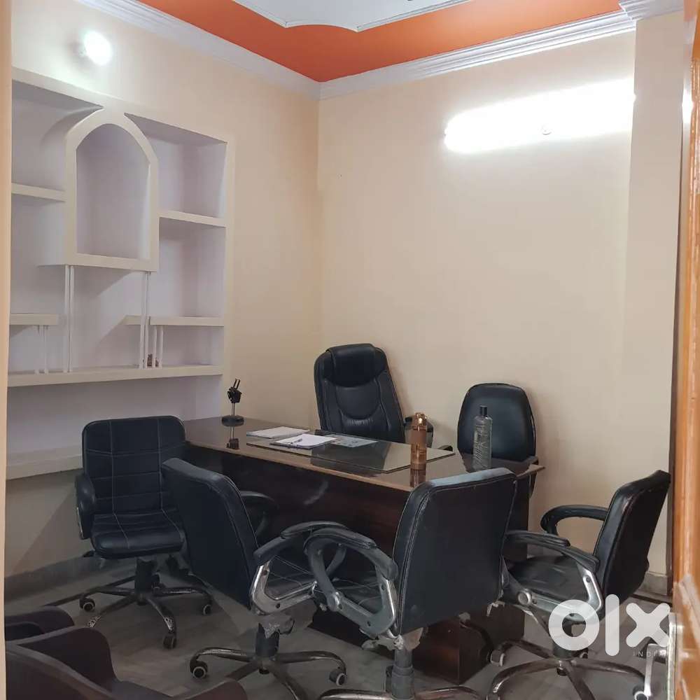 Single room for bachelor student