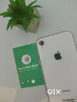 IPHONE XR 128GB STORAGE - BEST CONDITION MOBILE WITH BILL.