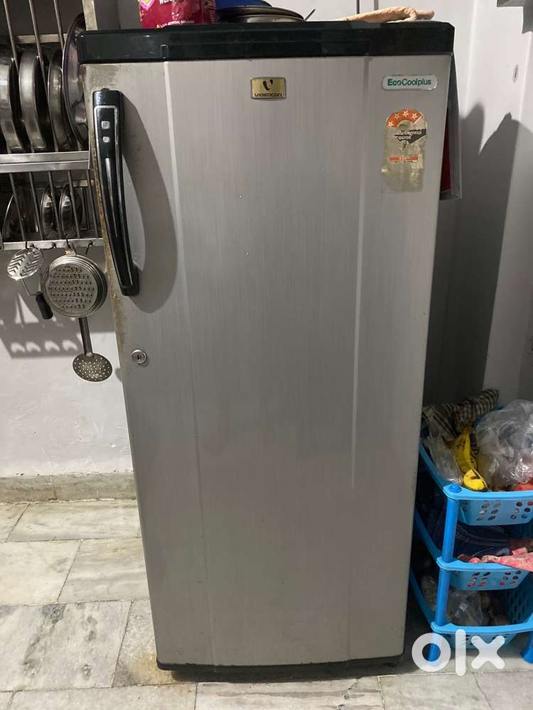 GOOD CONDITION FRIDGE