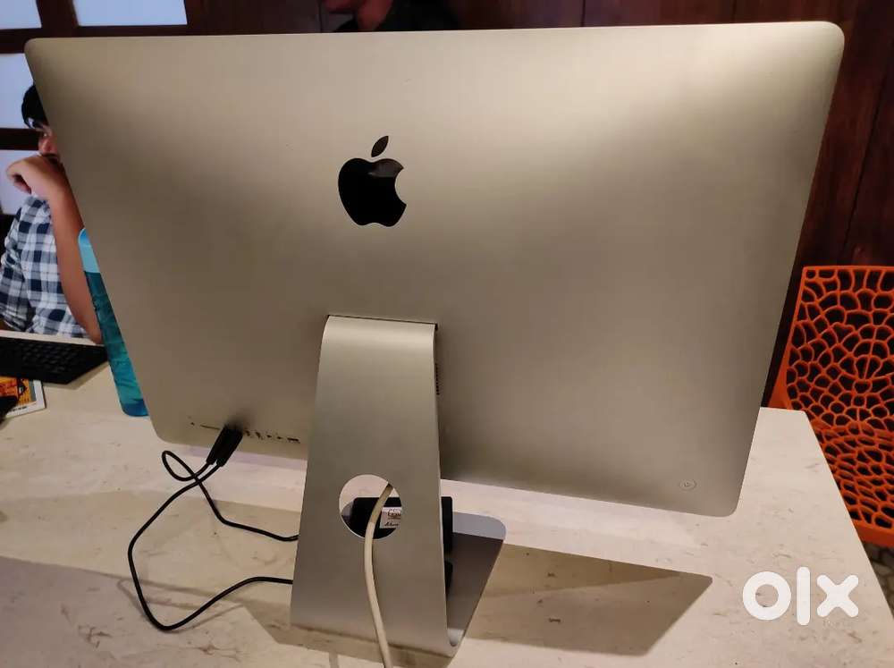 Apple imac 27 inch  32gb ram  5k display