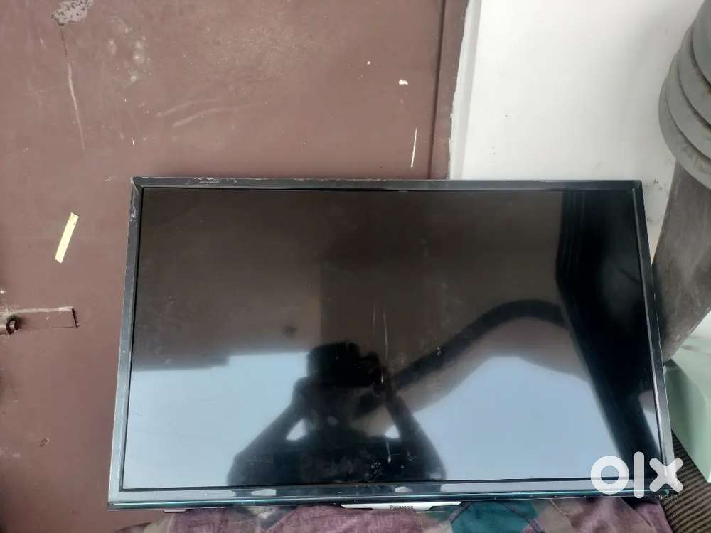 Panasonic Lcd without smart