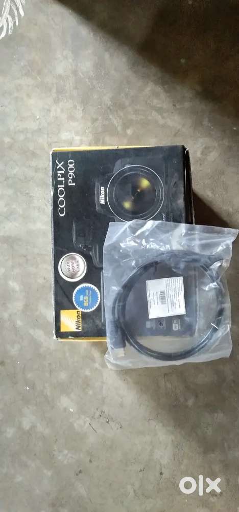 Nikon P900 DSLR