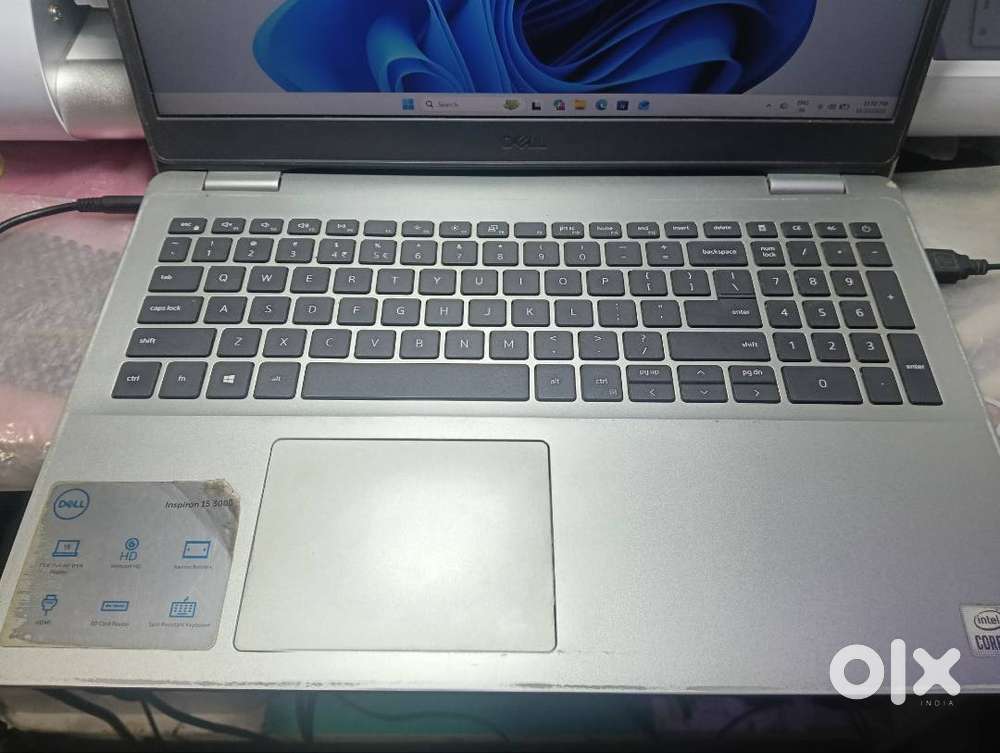 Dell i3 10 th generation 512gb ssd 8g ram