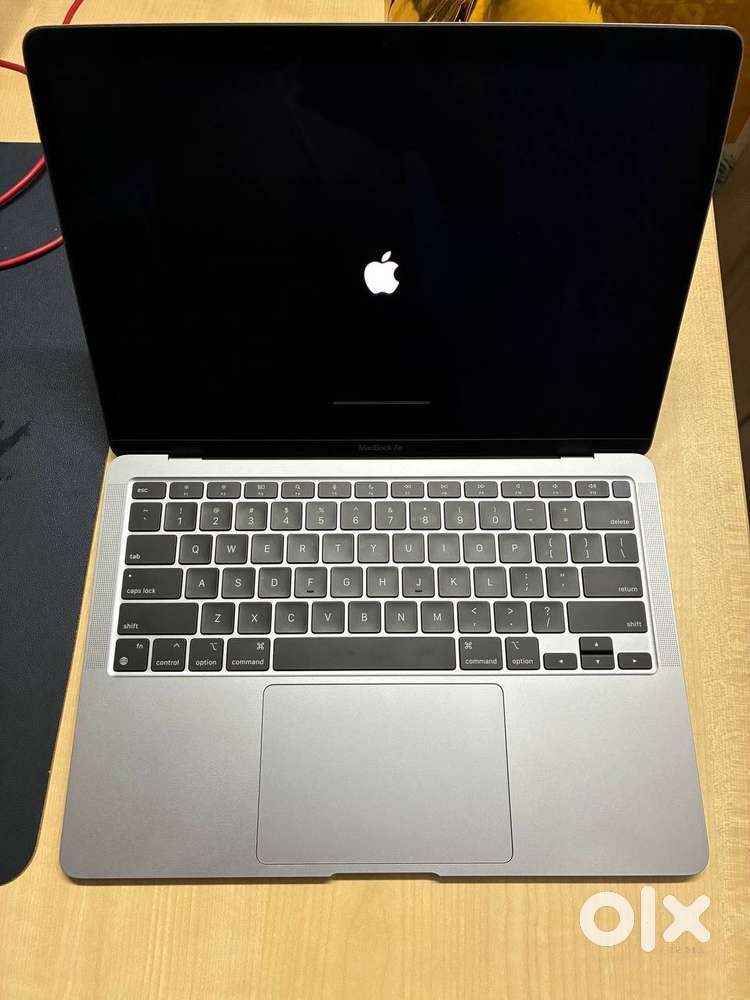 Apple Macbook Air M1