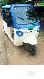 mahindra  auto e rickshaws for sale