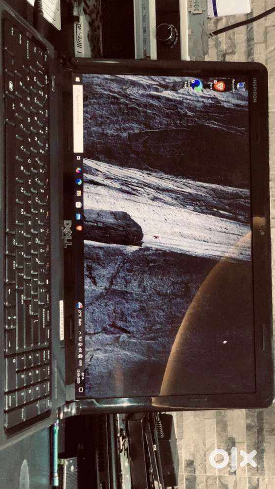 dell lactop i 3 with ssd and hard drive