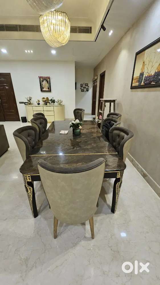 Dinning table