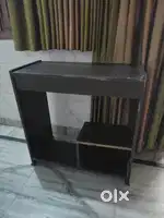Computer table
