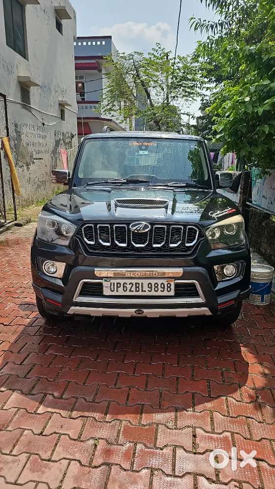 Mahindra scorpio s11 top model  75513 run