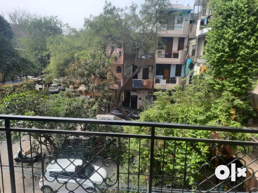 Well furnished. 2BHK Set on rent in Sector 8 Rohini