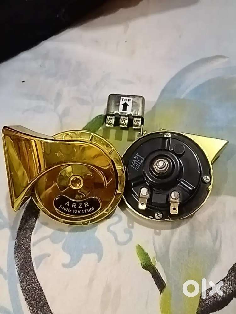 ARZR Car horn with cut out for bike/car