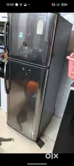 Samsung double door 270 litres