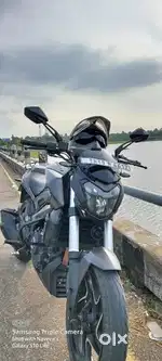 Bajaj Dominar