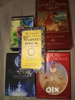 Tarot and oracel cards