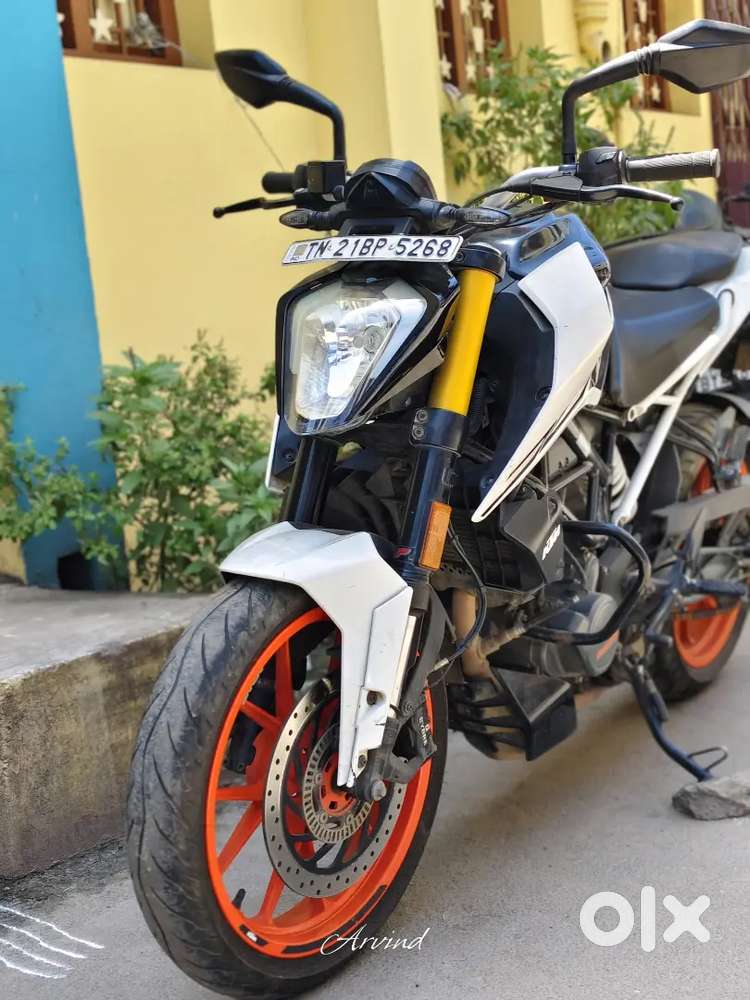 KTM DUKE 200