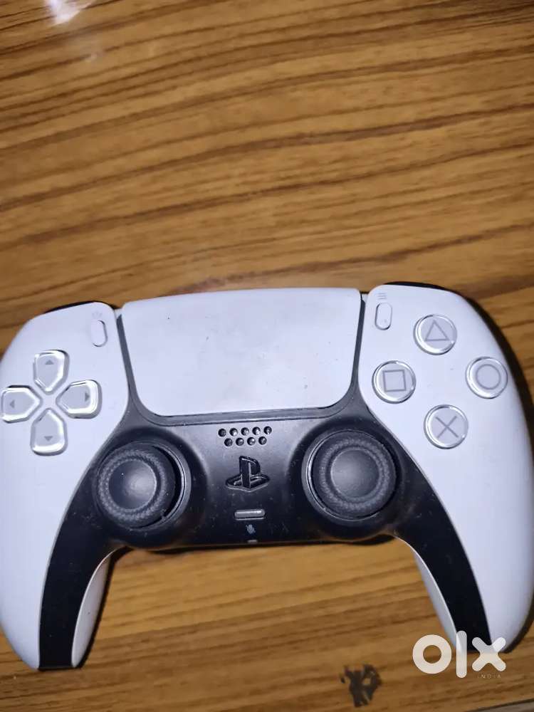 Ps5 dual sense controller white color