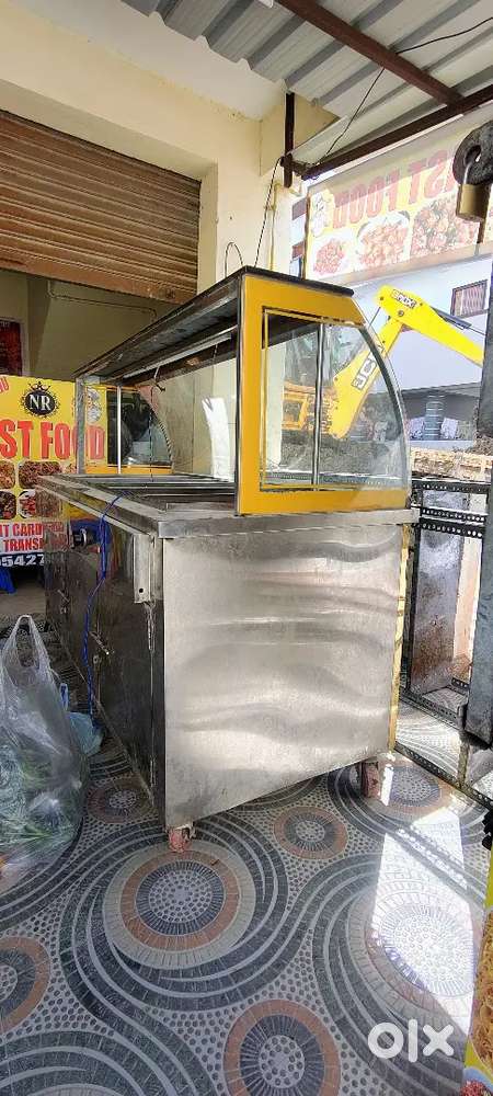 Curry point Display counter