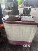8 kg Whirpool semi automatic washing machine
