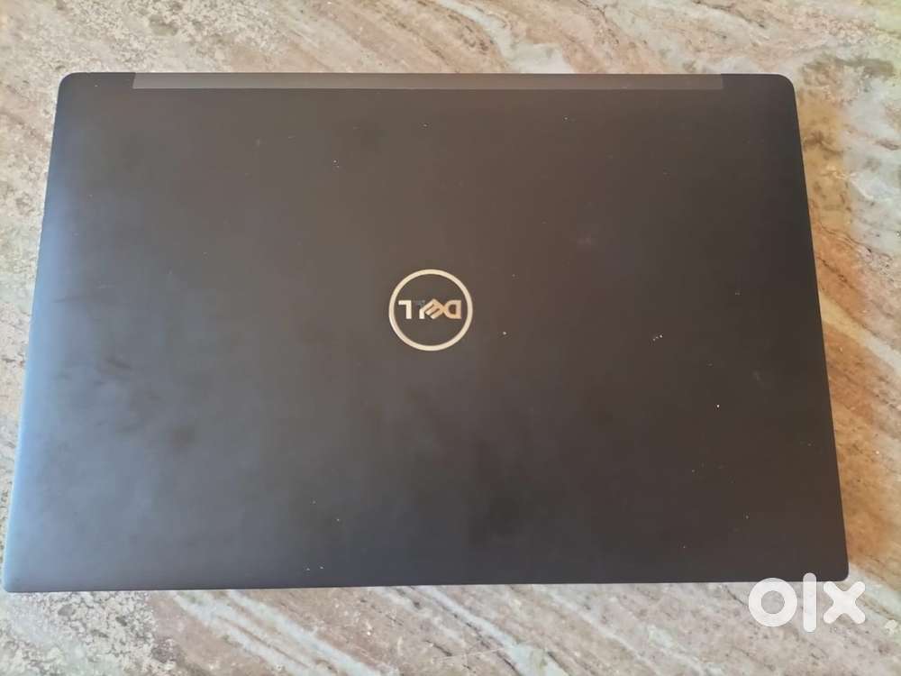 Dell i 7 mint condition