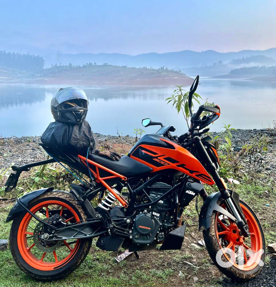 NEW CONDITION  LESS THAN 17000KMS