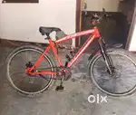 Bhaiya cycle avon ki ha aur bhaiya dis brake ha aur cycle ma