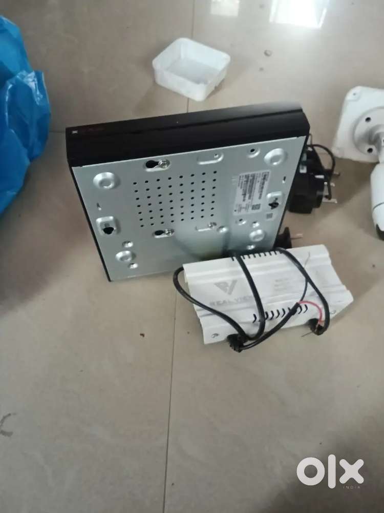 Cc tv camera 3 pieces set with dvr